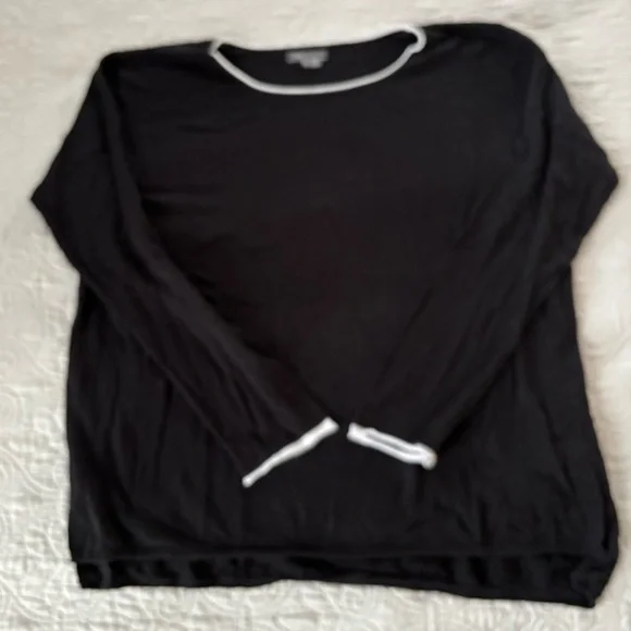 Vince Black Women's 100% Cotton Sweater, size XL, EUC - Picture 3 of 7
